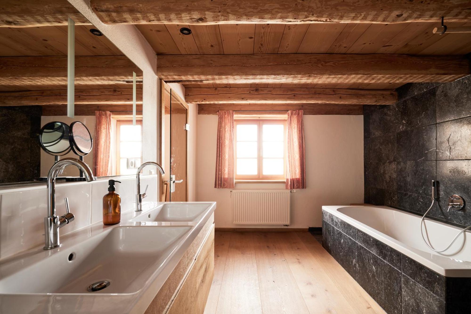 Ferienhaus Steinbacher Direkt Am Tegernsee Bagian luar foto